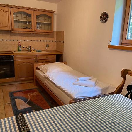 94 - Private Rooms Eichenau Экстерьер фото