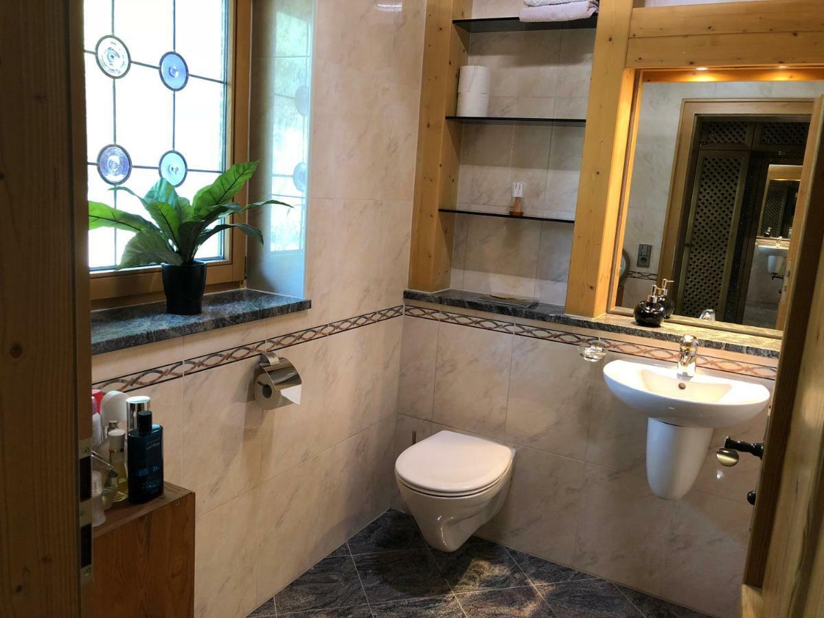 94 - Private Rooms Eichenau Экстерьер фото